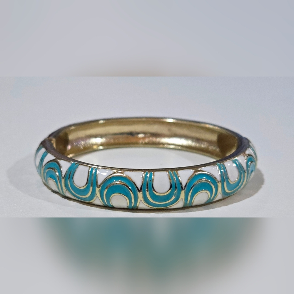 Nordstrom Sequin NYC Equestrian Turquoise Enamel Horseshoe Hinge‎ Bangle NWOT